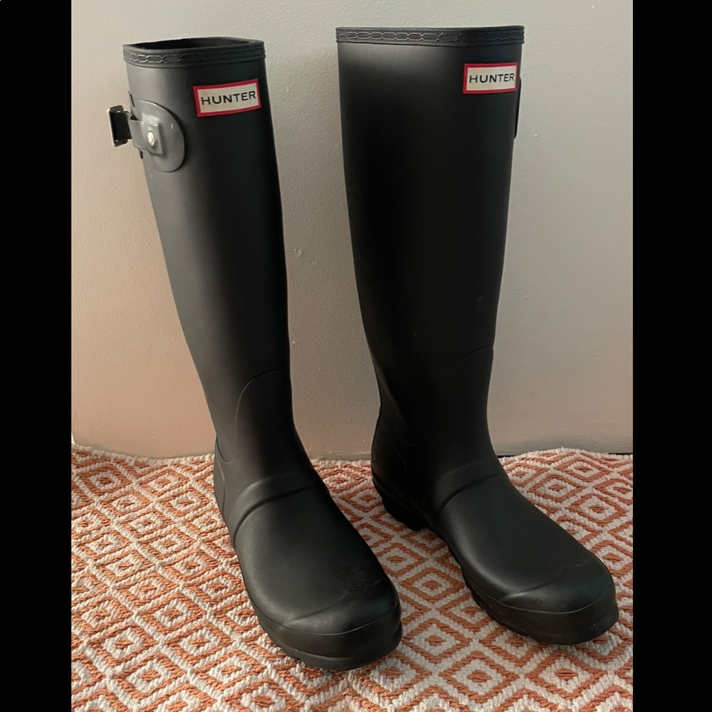 Black Hunter Boots